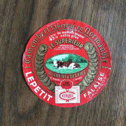 Camembert fabrique en normandie le superieur