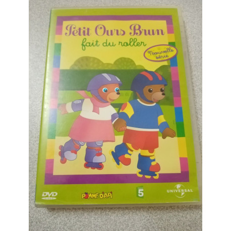 Petit Ours Brun : Petit Ours brun fait du roller