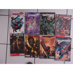 lot 8 comics Superman Batman Univers mensuels Dark reign Spider man