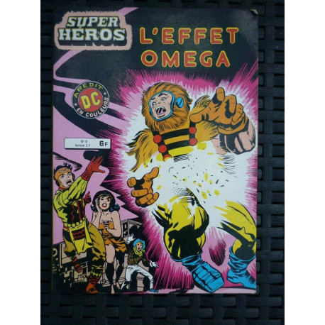 Super Héros n8 arédit dc en couleurs