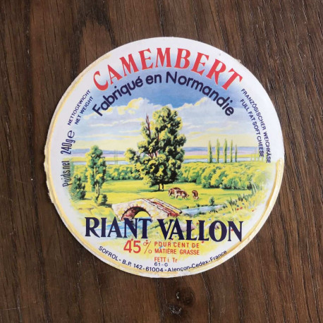Camembert Fabriqué en Normandie Riant Vallon
