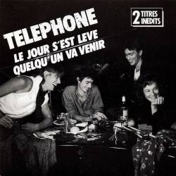 Le Jour S'est Levé / Quelqu'un Va Venir