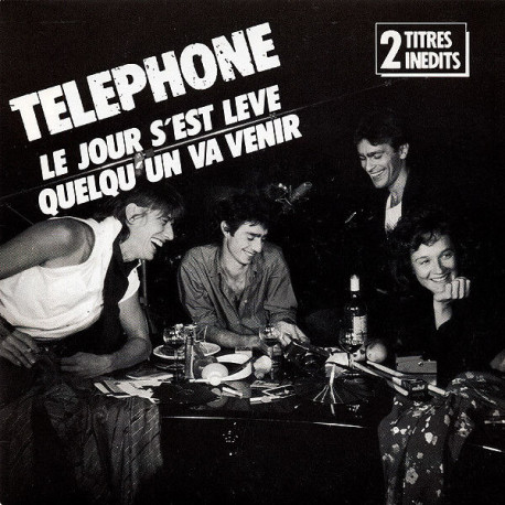 Le Jour S'est Levé / Quelqu'un Va Venir