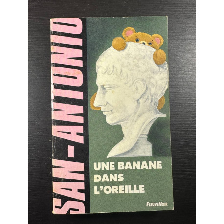 Une banane dans l'oreille