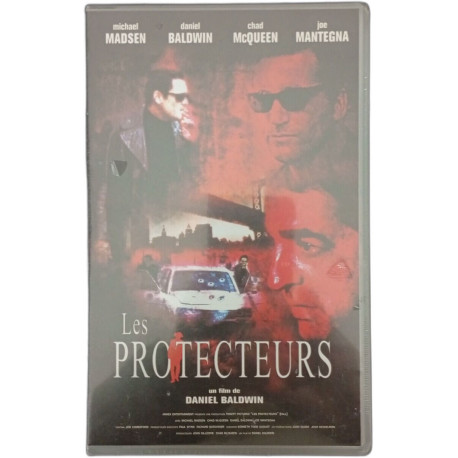 Les Protecteurs