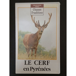 Le Cerf en Pyrénées