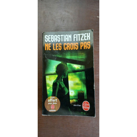 Ne les crois pas