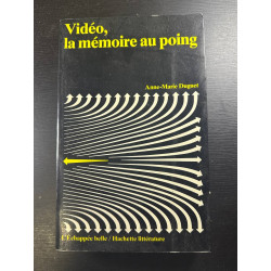 Vidéo la mémoire au poing