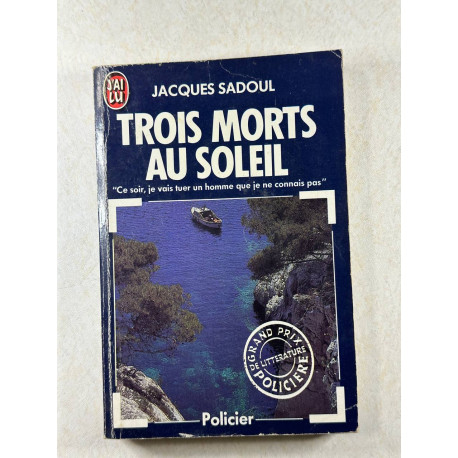 Trois Morts Au Soleil