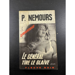Le général tire le glaive