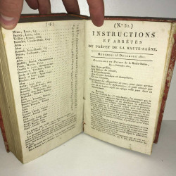 INSTRUCTIONS ET ARRETES DU PREFET DE LA haute saone Année 1811...