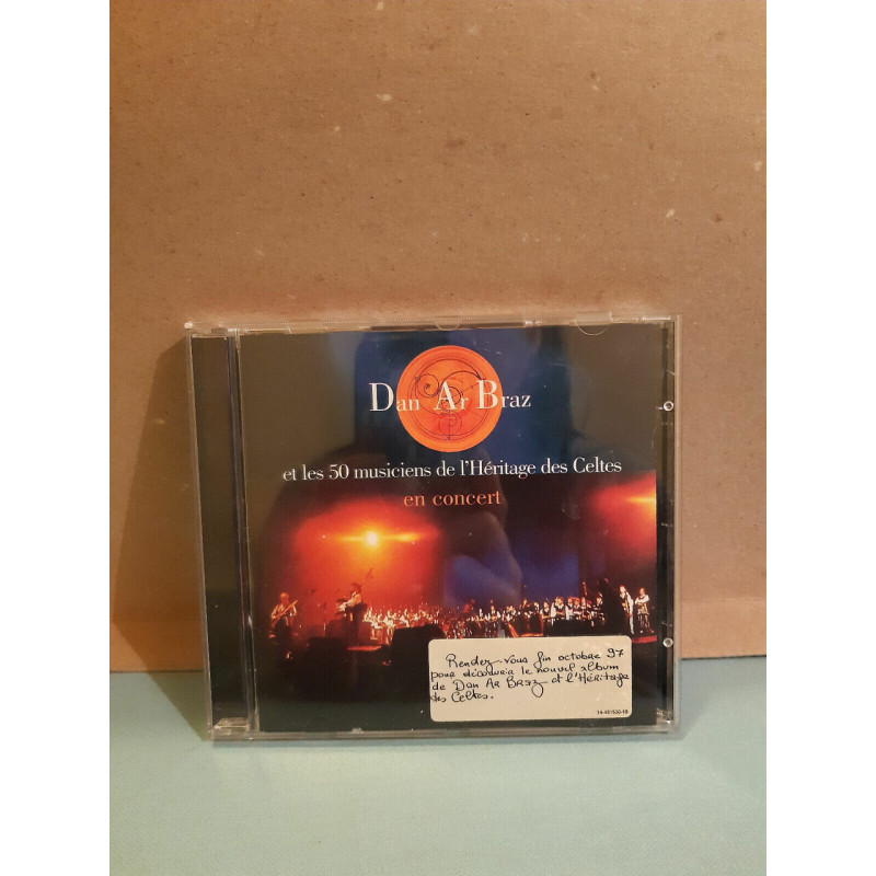 Dan Ar Braz et les 50 musiciens de l'héritage des Celtes en concert CD