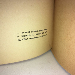 collection LE SPINX DE DELPHES éd j POVOLOZKY Sphinx