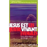 Jésus Est Vivant. les Quatre Évangiles dans Leur Intégralité Avec...