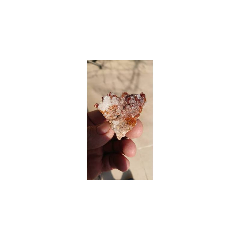Calcite sur vanadinite Mibladen MAROC CV1 63 grammes 43mm x 43mm