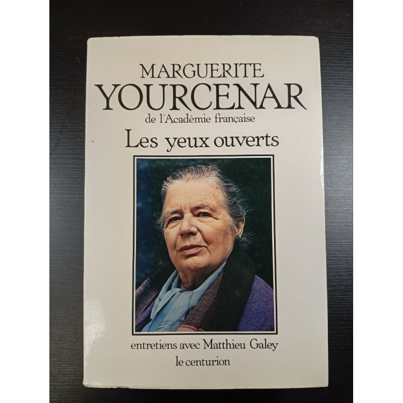 Les yeux ouverts
