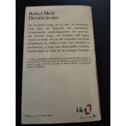 Derriere la Vitre