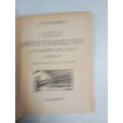 L'île mystérieuse
