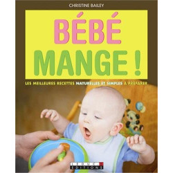 Bébé mange
