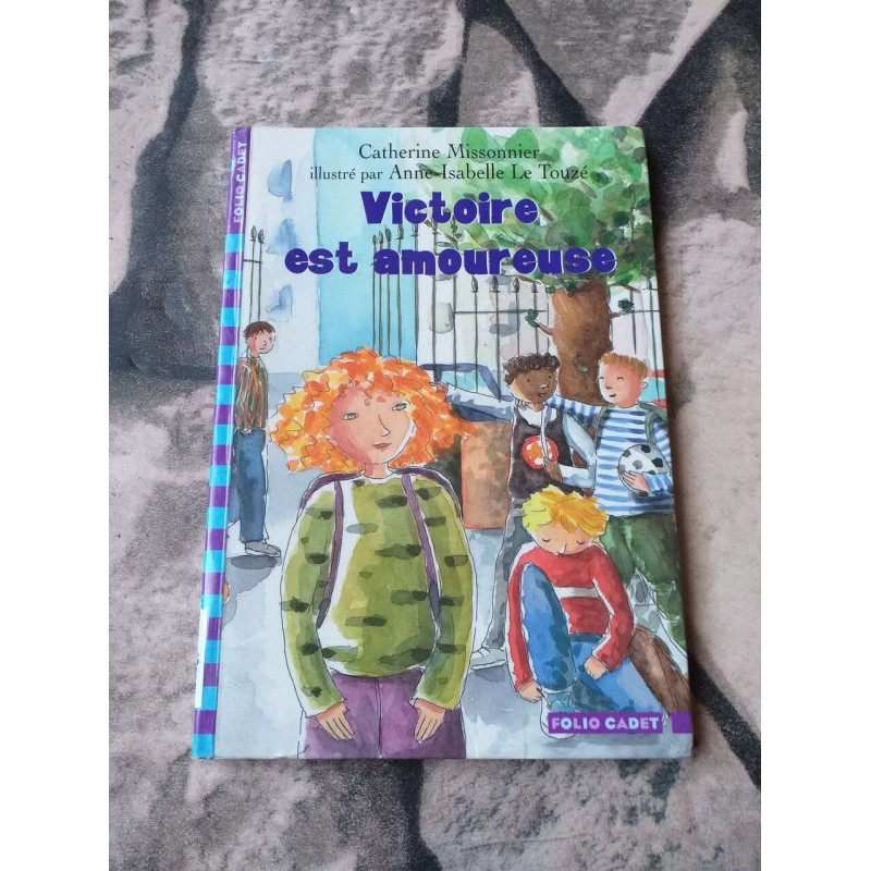 VICTOIRE EST AMOUREUSE