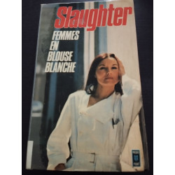 Femmes en blouse blanche