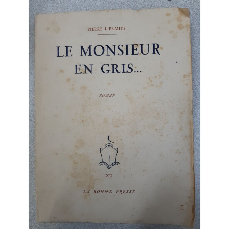 Le monsieur en gris