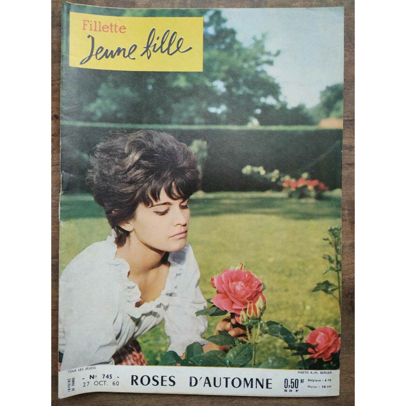 Fillette jeune fille n745 27 Octobre 1960