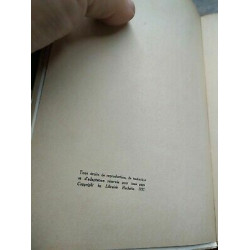 La jeunesse de Poussin hachette