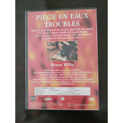 Collection Action - Piège en eaux troubles