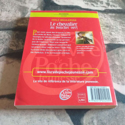 Le chevalier au bouclier vert