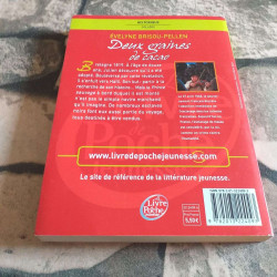 Deux Graines De Cacao