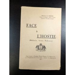 Face à L'Hostie