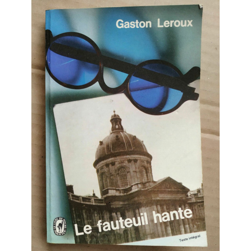 Le fauteuil hanté policier