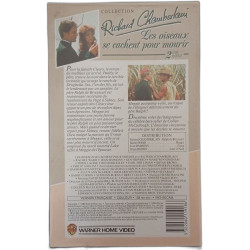 Les oiseaux se cachent pour mourir