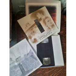 Coffret Collector - Cassette Vidéo - Titanic Film avec Leonardo...