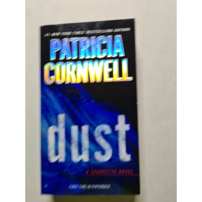 Dust (Scarpetta Band 21)
