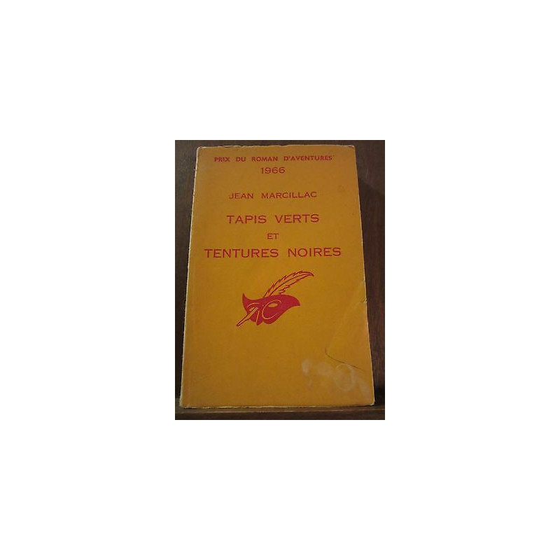 Tapis verts et tentures noires Le Masque n941