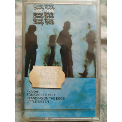 Cheap Trick Standing on the Edge Cassette Audio-K7 NEUVE SOUS BLISTER