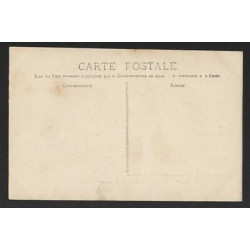 CPA MADAGASCAR Nossi-bé Le quai de lEst montée