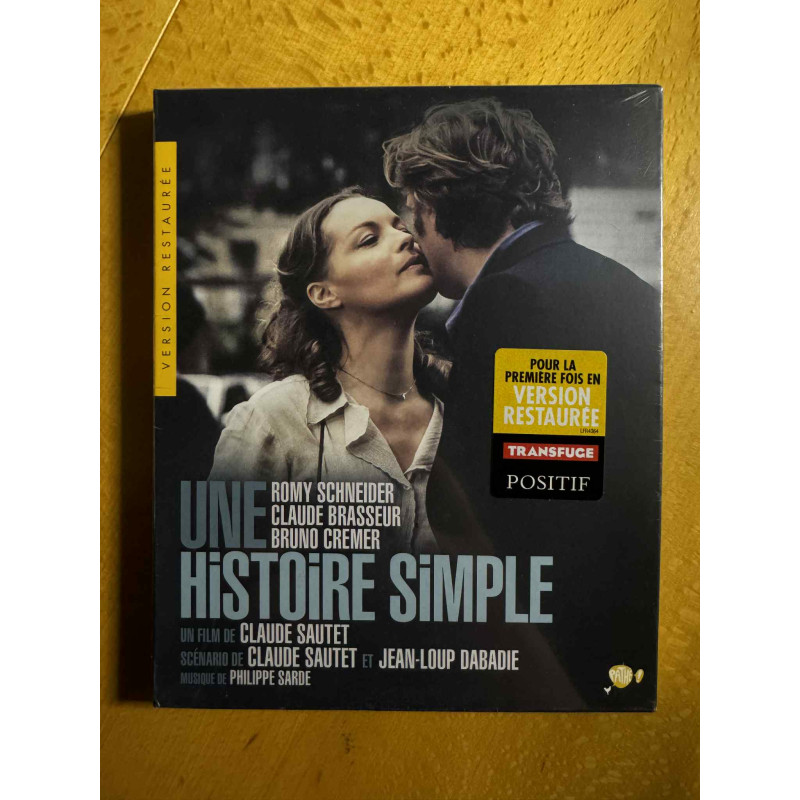 Une Histoire Simple Version Restaure Combo BluRay DVD [Blu-ray]...