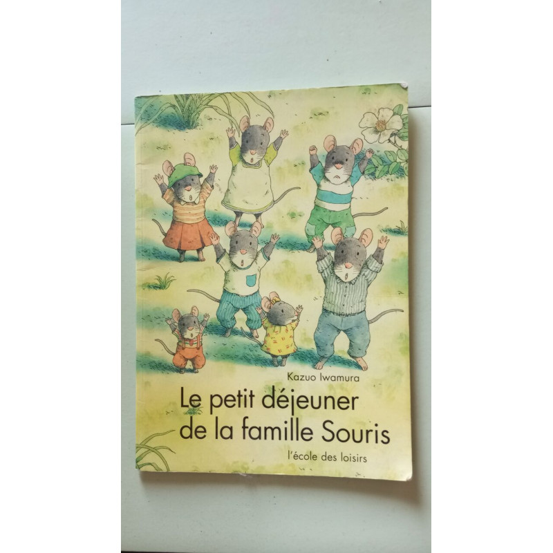 Le petit déjeuner de la famille Souris Le petit déjeuner de la famille Souris
