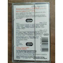 Mozart Mass in C Minor K. 427 Claudio Abbado Cassette Audio NEUVE...