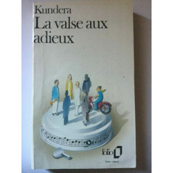La valse aux adieux gallimard