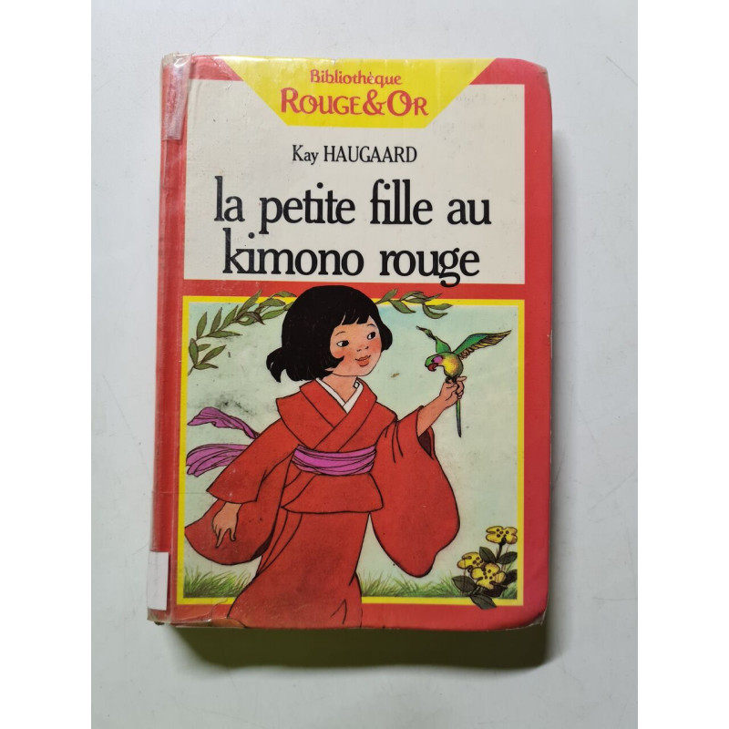 la petite fille au kimono rouge