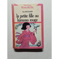 La petite fille au kimono rouge