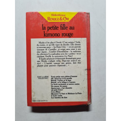 La petite fille au kimono rouge
