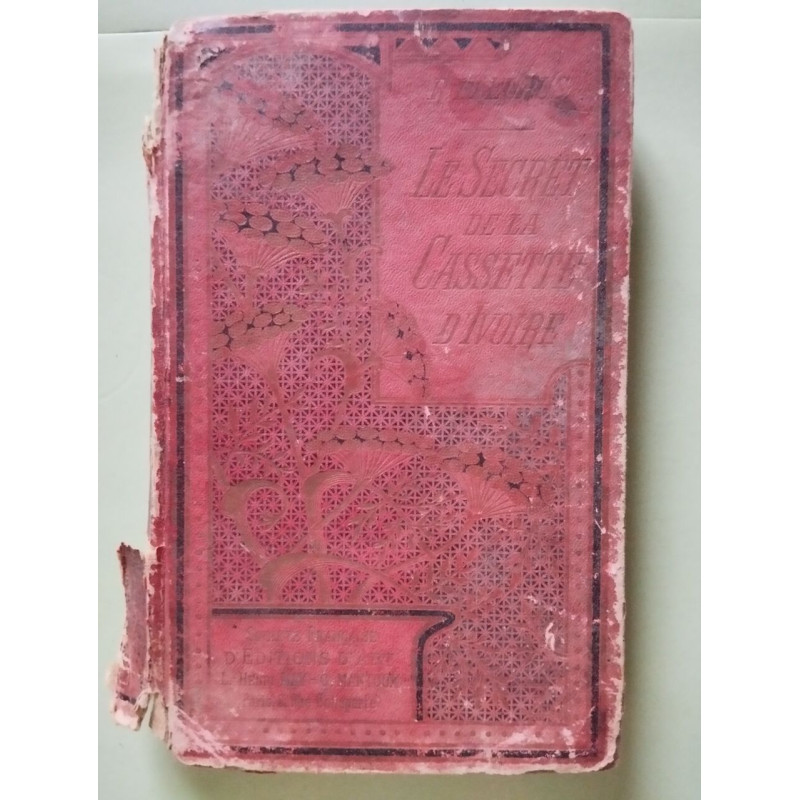 Le secret de la cassette d'ivoire