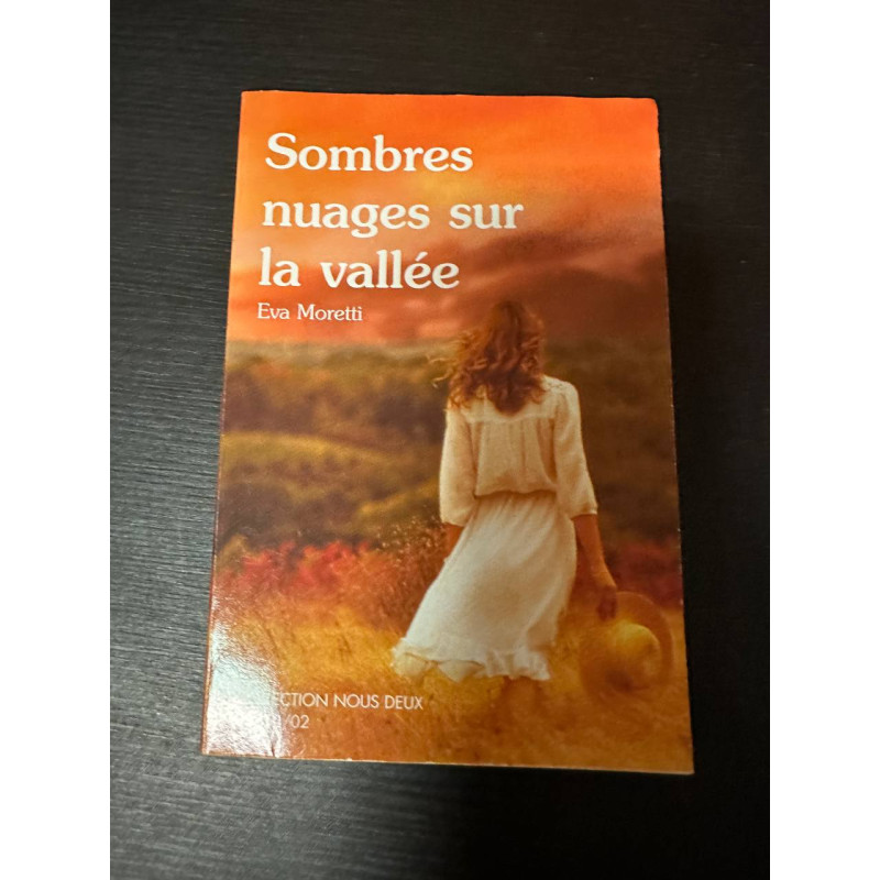 Sombres nuages sur la vallée