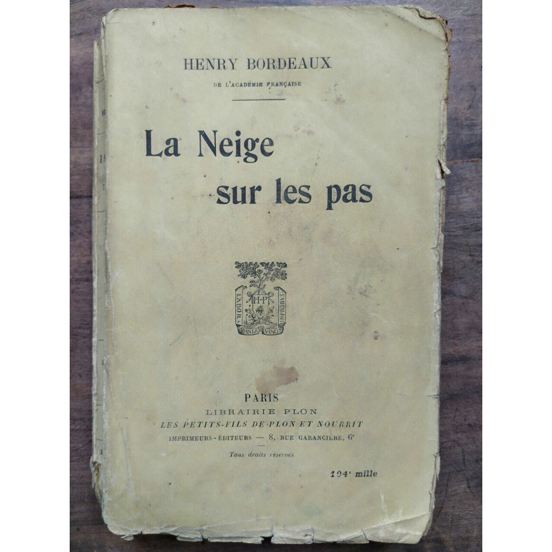 La neige sur les pas plon