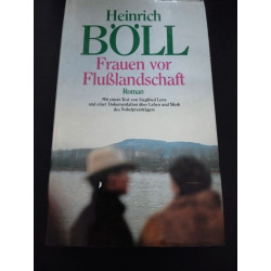 Frauen vor Flusslandschaft